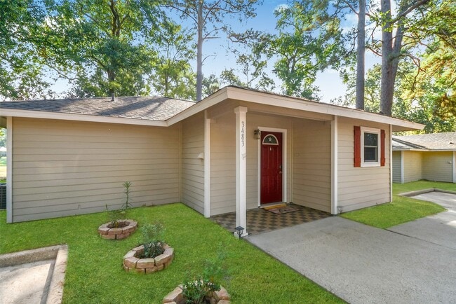 3483 Balboa Cir