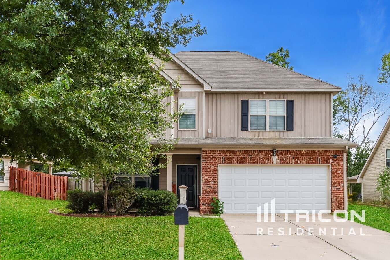 Photo - 8015 Battle St