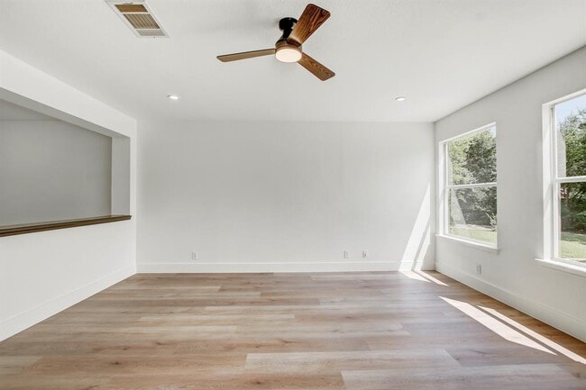 Photo - 16803 Bailey Jean Dr