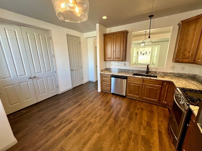 Photo - Lovely townhome for rent in Provo
