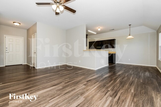 Photo - 1821 Ridgecrest Dr