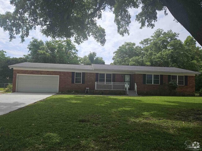 Building Photo - 6222 Vicksburg Dr Rental