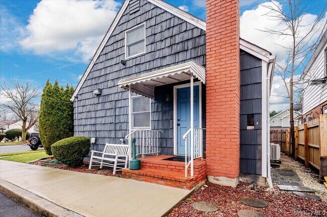 Photo - 150 Park Ave