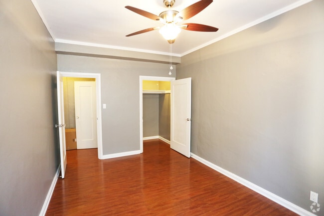 1BR, 1BA-Bedroom