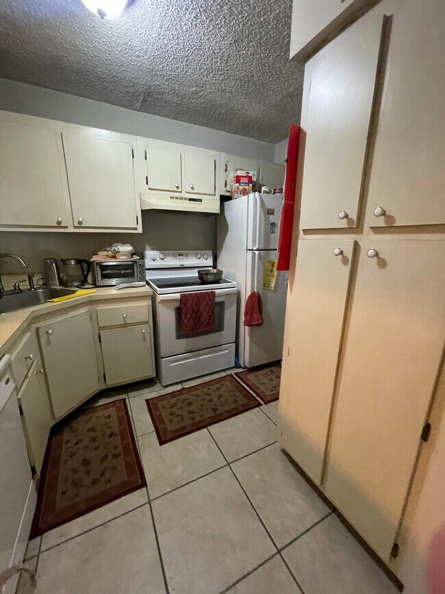 Photo - 812 Sky Pine Way Unit D1