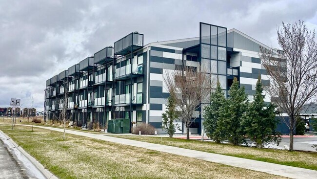 Building Photo - 476 Enterprise Blvd Unit 216