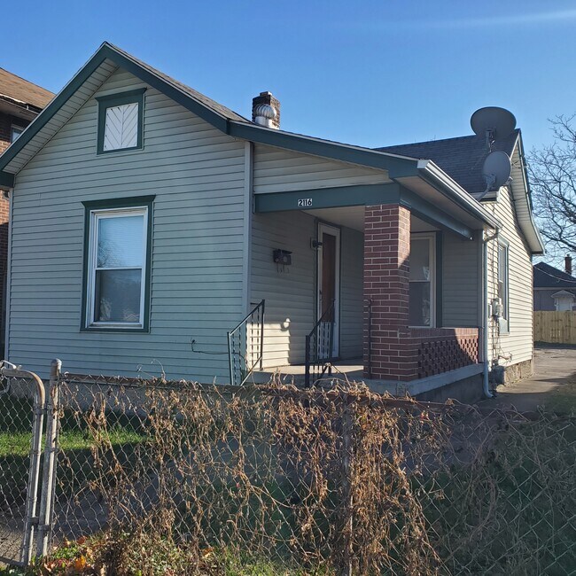 Photo - 2116 Hill Ave