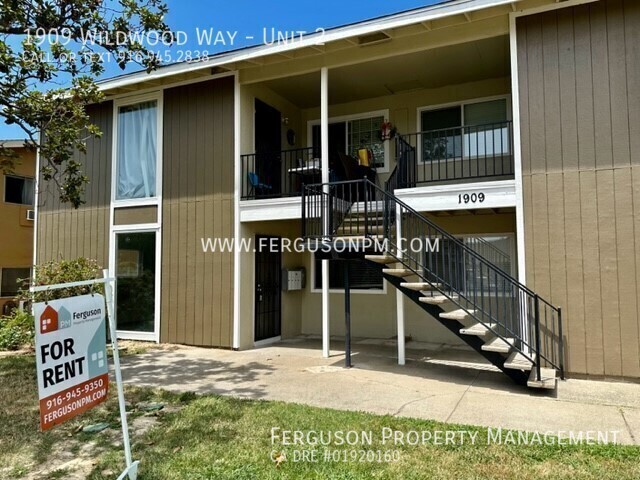 Remodeled Two Bedroom in East Roseville - Remodeled Two Bedroom in East Roseville Apartment Unit 2