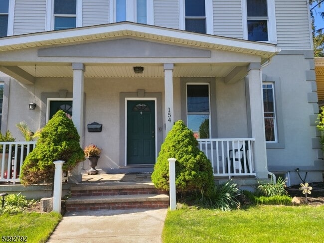 Photo - 154 W Washington Ave