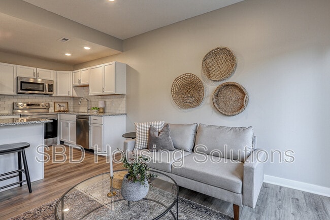 Photo - 2904 S Harvard Ave