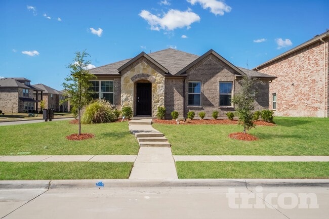 Photo - 2511 Glen Hollow Dr