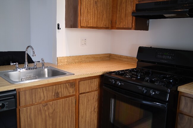 Photo - 153A Bradford Ct