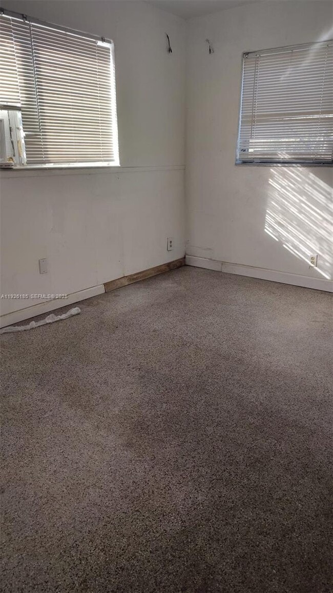 Photo - 1940 NE 2nd Terrace