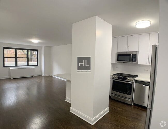 Building Photo - E 16 ST Rental