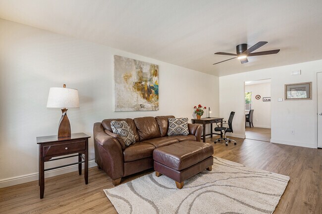 Photo - 1213 Xenon St