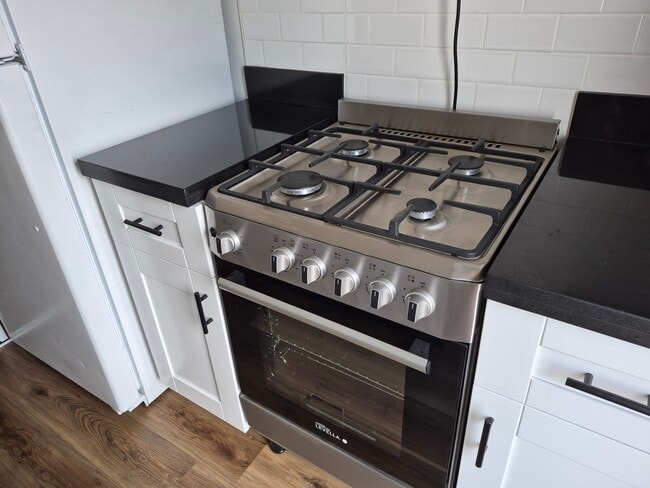 655 Meridian Ave Unit 8