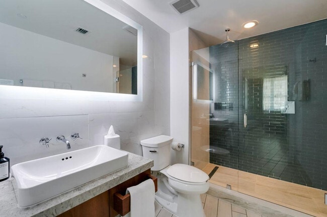 Photo - 1780 Polk St Unidad ID1351997P