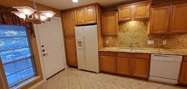 Photo - 10574 High Hollows Dr Unit 1