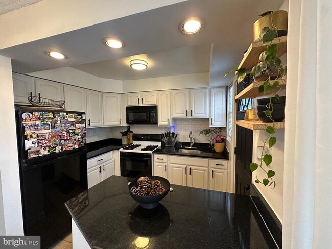 Photo - 4334 Martin Luther King Jr Ave SW