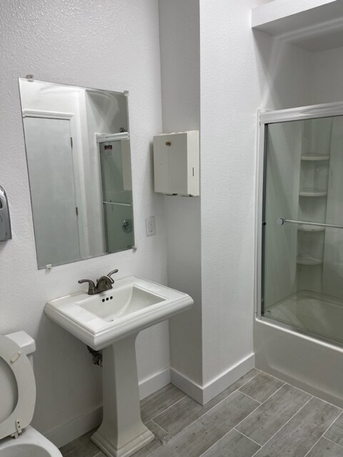 Photo - 7025 California Ave SW