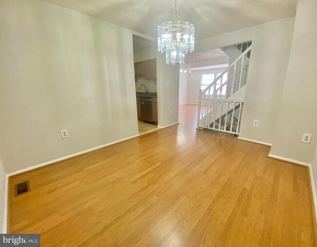Photo - 6212 Hillside Rd