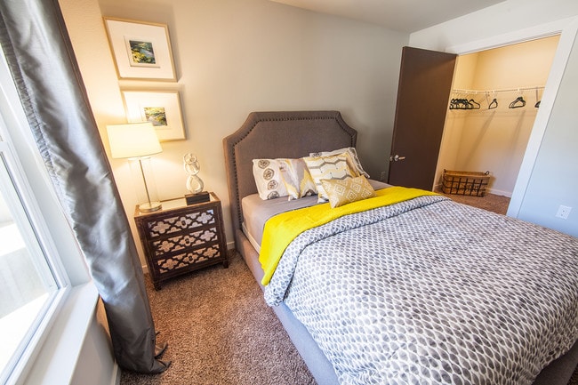 Photo - Argenta Flats