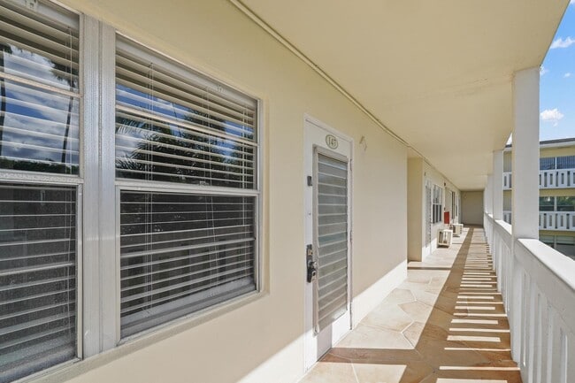 Photo - 147 Dorset D