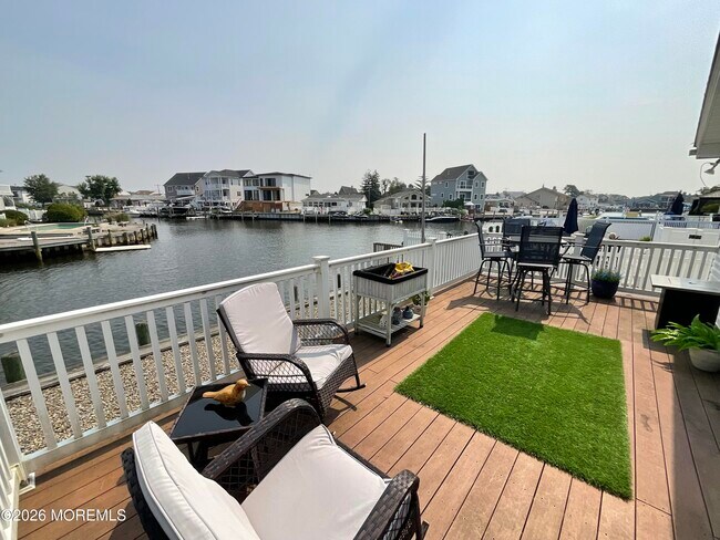 Photo - 43 Topsail Rd