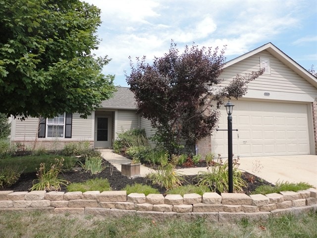 Building Photo - 6305 Blakeview Dr Rental