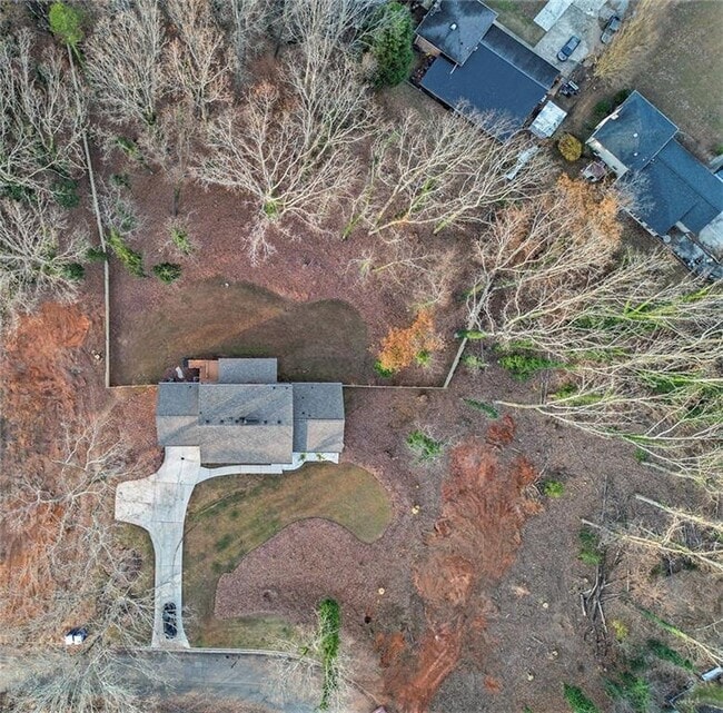 Photo - 788 Sherwood Rd N W