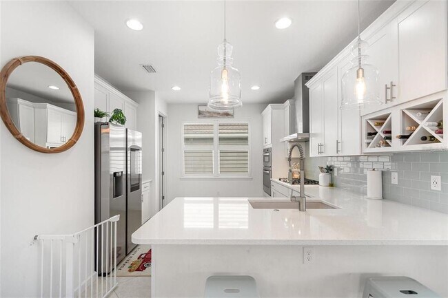 Photo - 1155 Victoria Hills Dr N