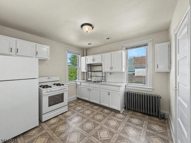 Photo - 372 Prospect St Unit 2