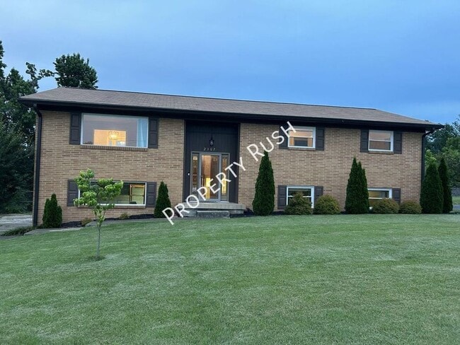 Photo - 2307 Arroyo Dr