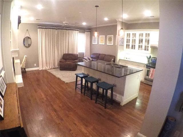 Photo - 1921 Summit Ave