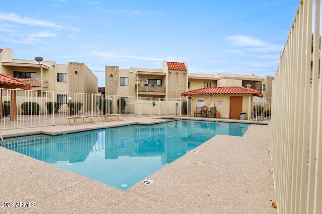 Photo - 16635 N Cave Creek Rd Unit 204