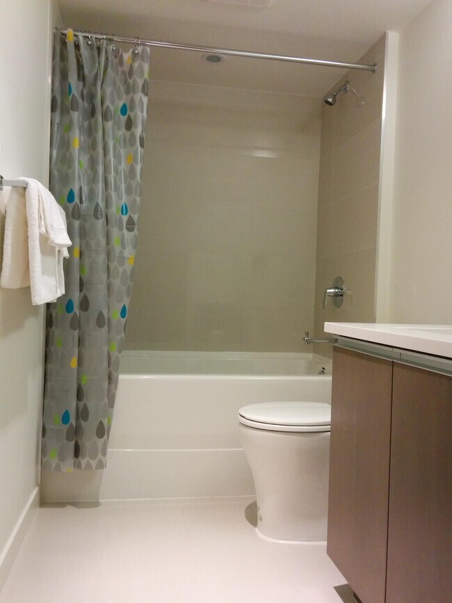 Photo - 1009 Harwood St