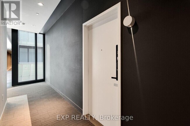 Photo - 3900 Confederation Pkwy Unit 313