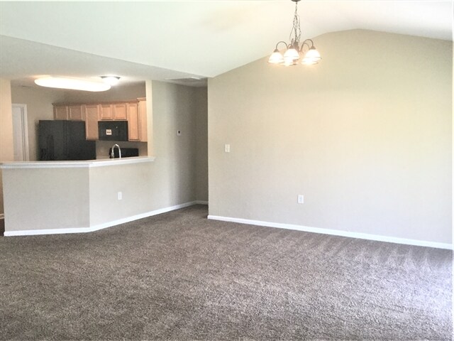 Photo - 127 Hampshire Dr