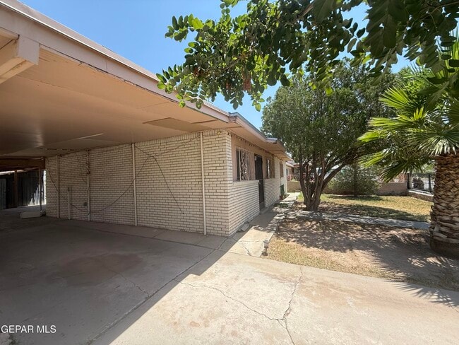 Photo - 7289 Mimosa Ave