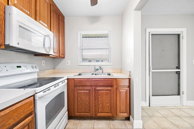 Photo - 1001 SE 16th St Unit 15