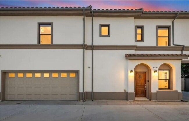 Building Photo - 432 S Alhambra Ave