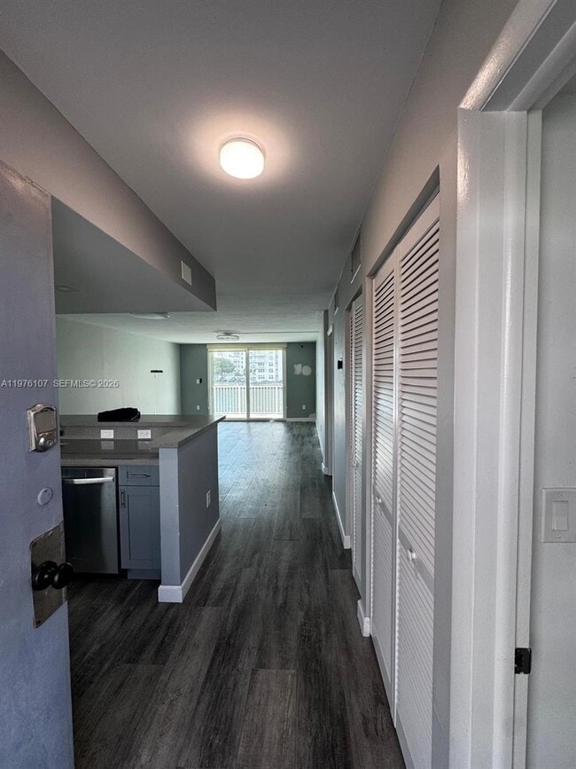 Photo - 4000 NE 170th St Unit 206