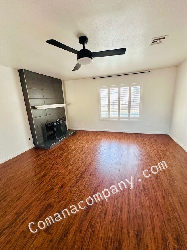 Photo - Beautiful 4-Bedroom Home with Private Pool in Chula Vista