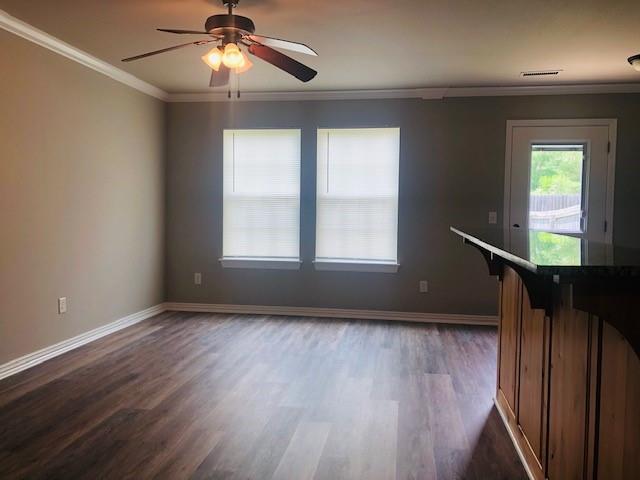 Photo - 6200 SW Chickadee St