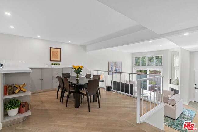 Photo - 13072 Maxella Ave Unidad 2