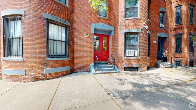 Building Photo - 86 Hammond St Rental
