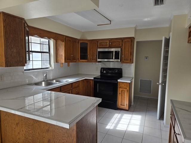 Photo - 5771 Helen St