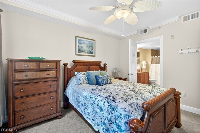 Photo - 2825 Palm Beach Blvd Unidad 215