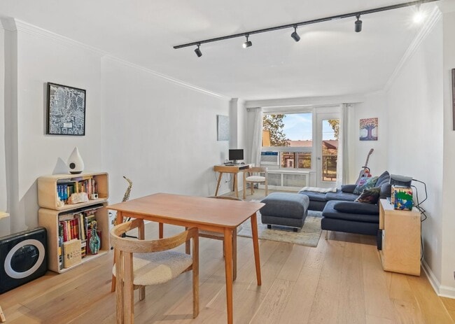 Building Photo - 91 Strawberry Hill Ave Unit 432