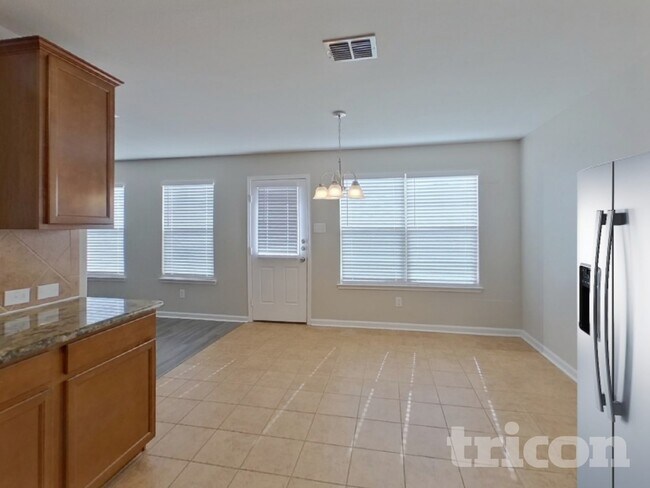 Photo - 801 Santa Rosa Dr